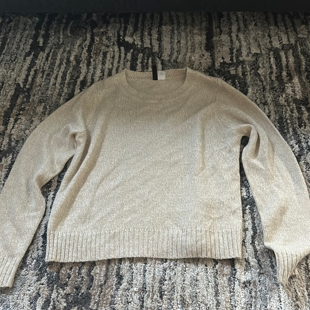 Long sleeve sweater